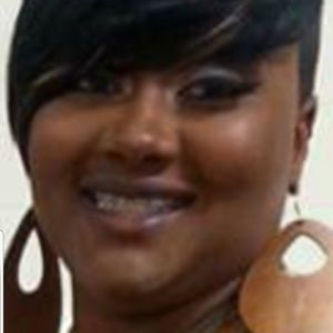 Meet your Posher, Aisha